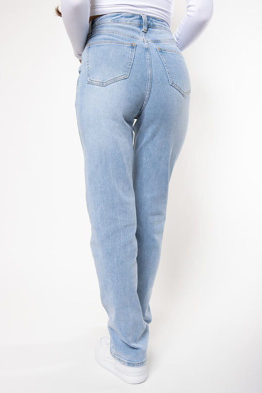 Liana Stretch Straight Leg Jeans Jeans Routines Fashion   