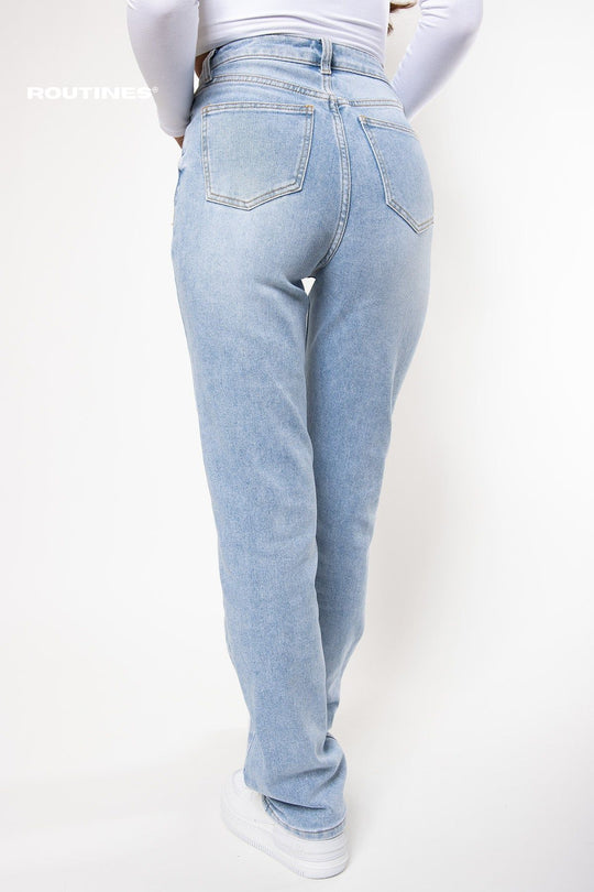 Serena Stretch Straight Leg Jeans Jeans Routines Fashion   